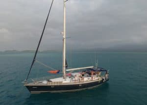 Aislados en nuestra casa flotante.