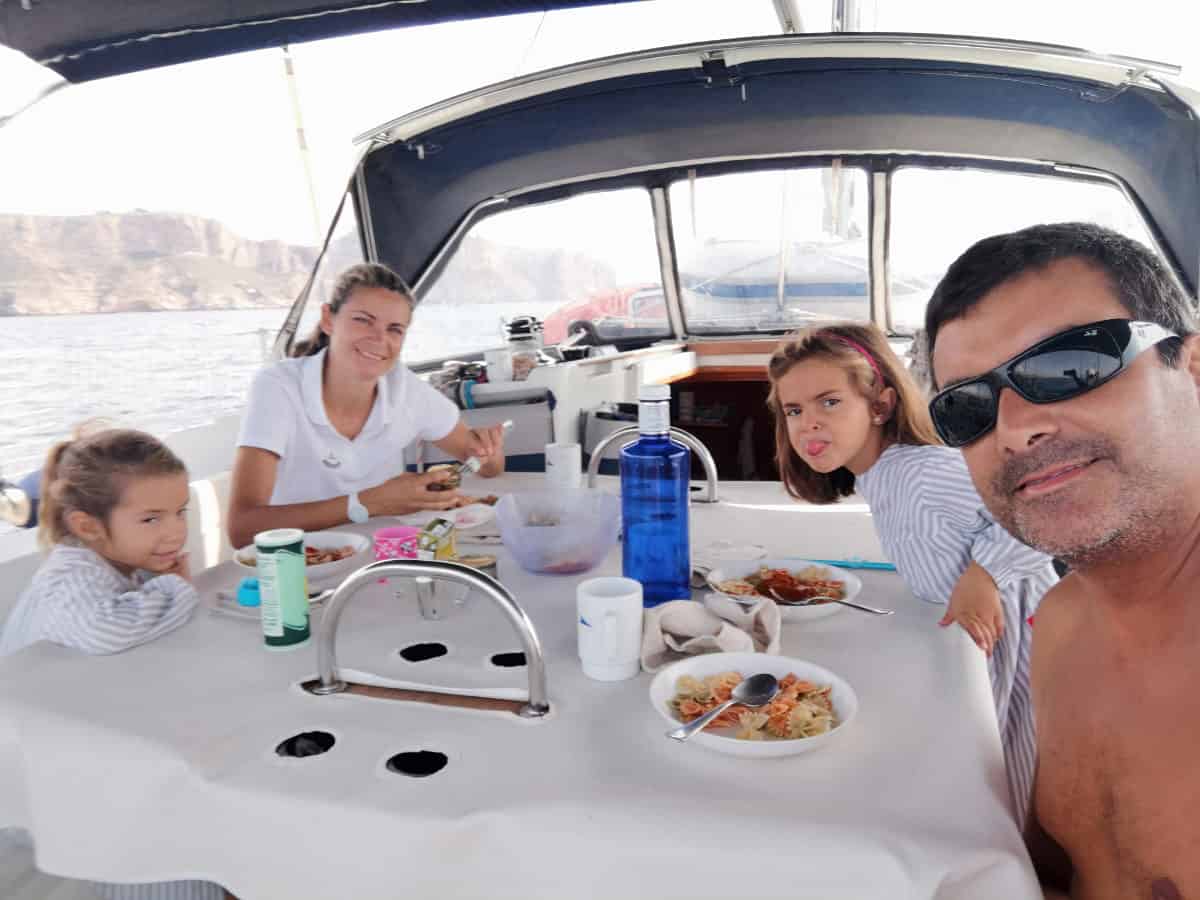 Salida de Gandia y Fondeo en Moraira.