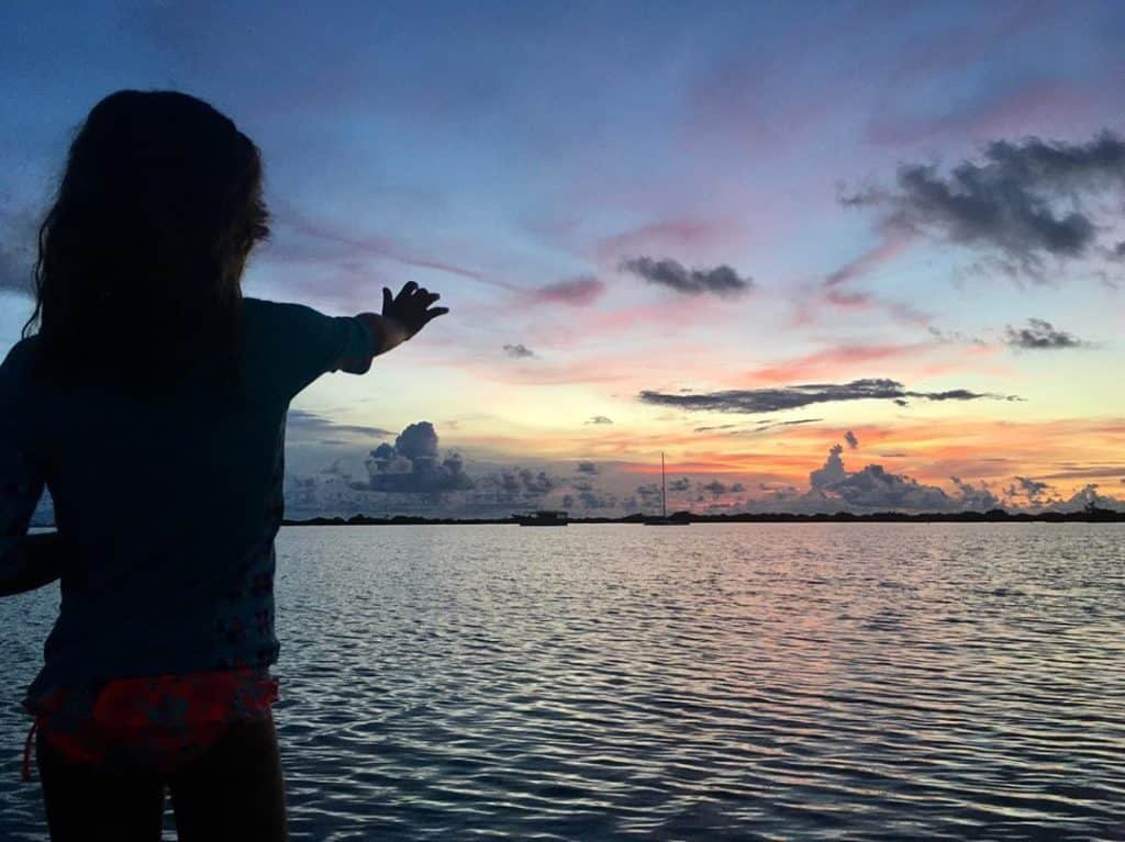Atardecer en Puerto Velero.