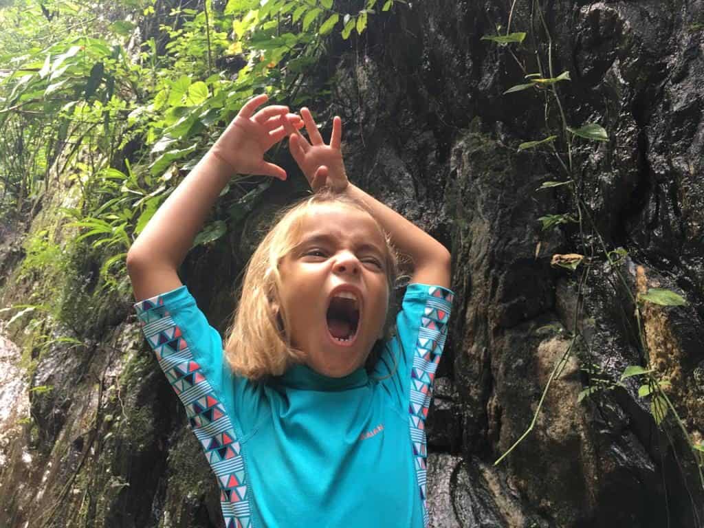 Mia en modo salvaje.