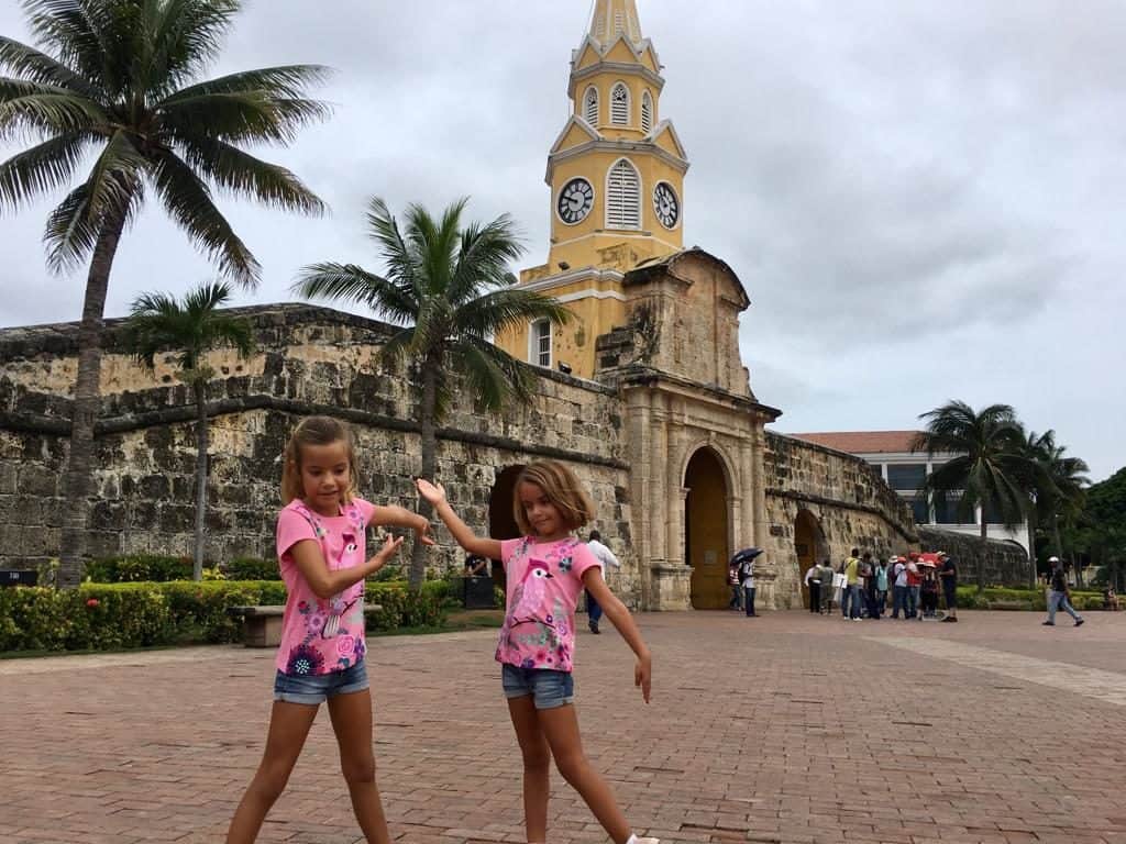 Plaza del reloj en Cartagena.