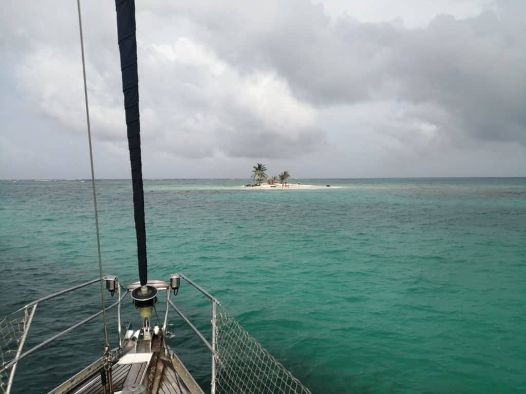 Coco Bandero, San Blas.