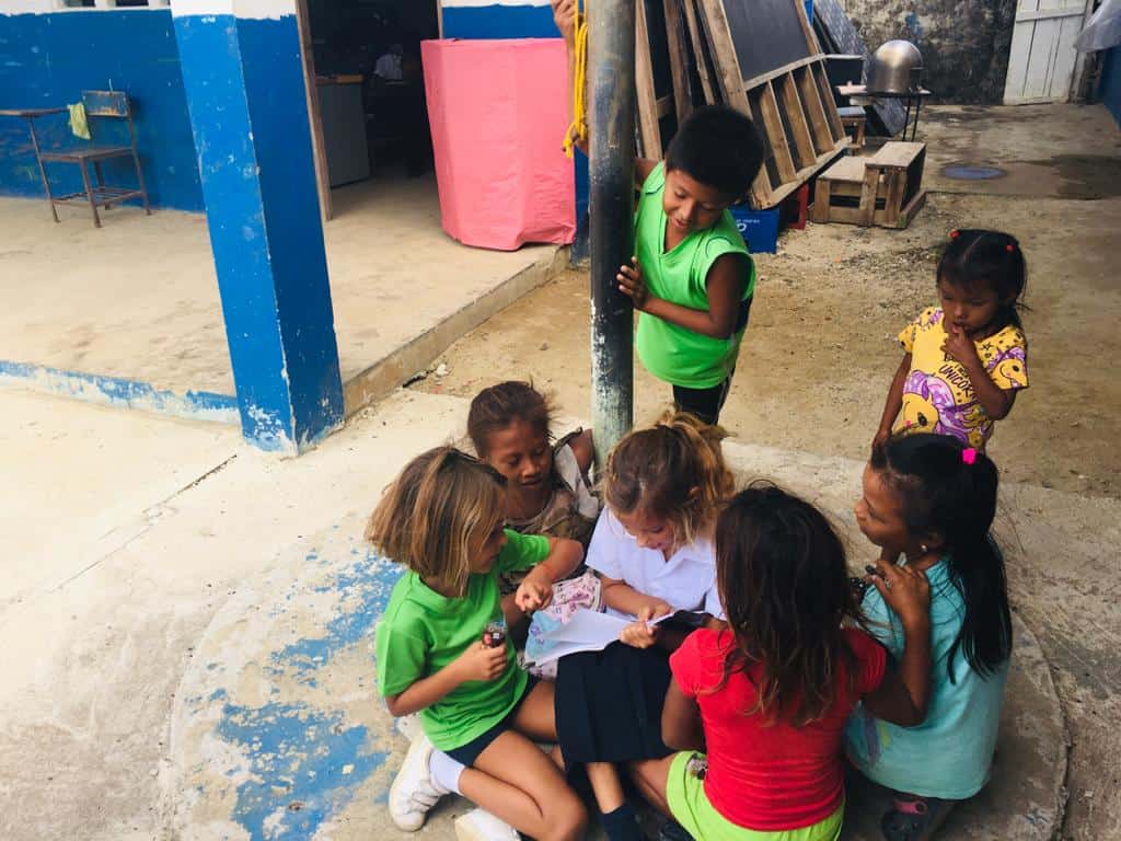 Con los amigos del colegio.