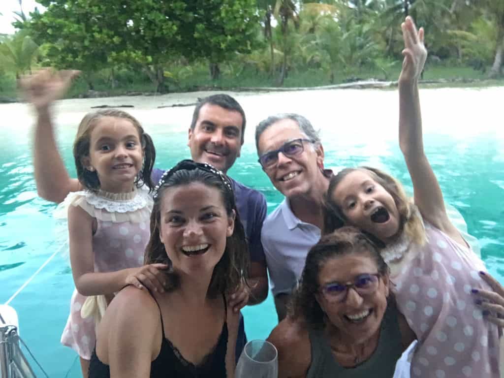 La familia Saramia con Juan y Olga del Imagine.