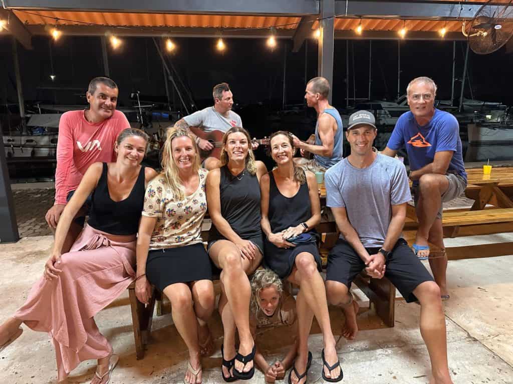 Los Papas en Shelter Bay.