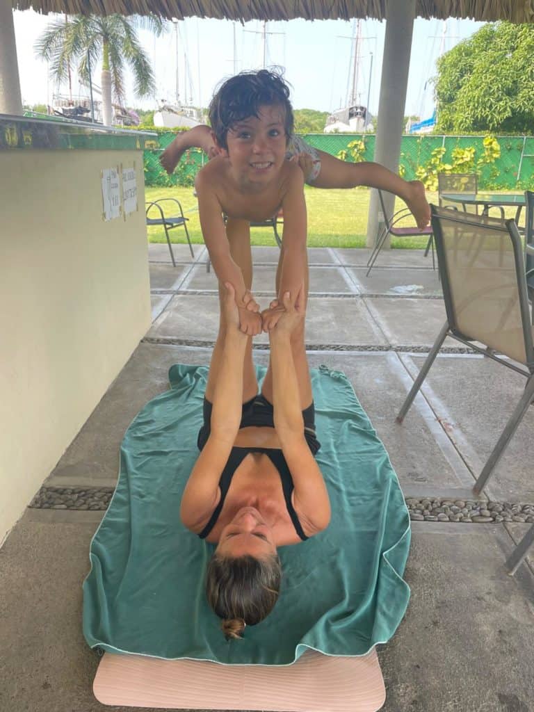 Haciendo Deporte en la Piscina de la Marina.